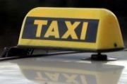 Автоледи из Волжского изуродовала машину такси