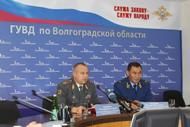 Сотрудников правоохранительных органов премировали за хорошую работу в новогодние праздники