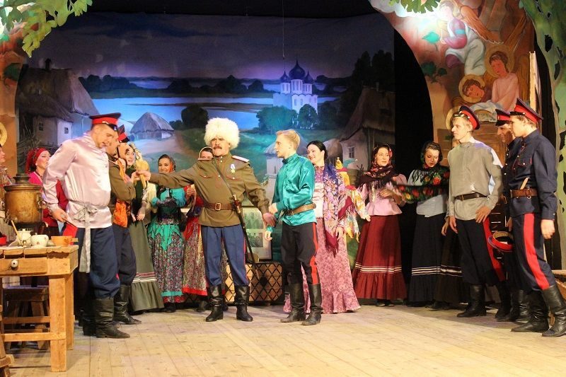 Песни для нового спектакля Казачьего театра искали в сельской глубинке