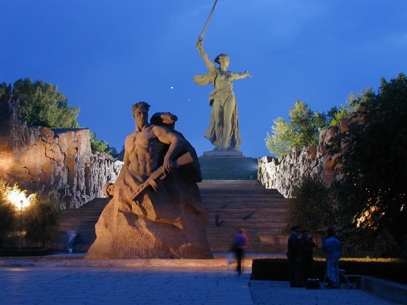 В Волгограде почтили память погибших в Великой Отечественной войне