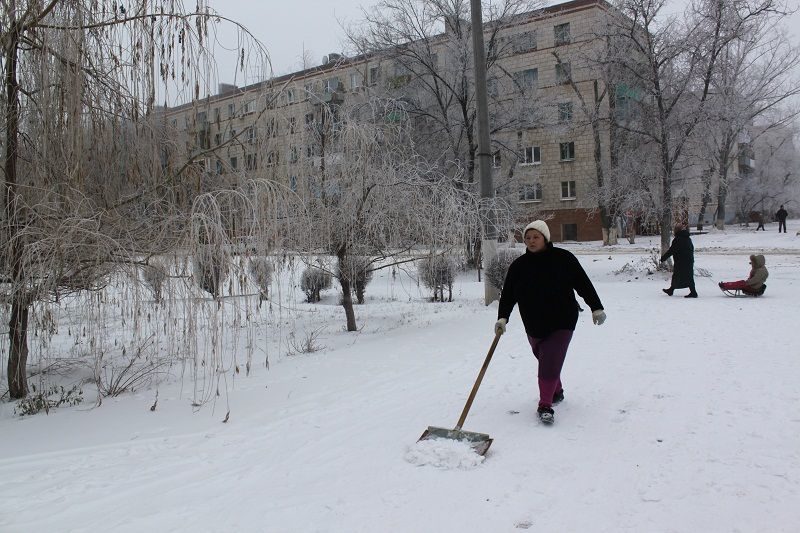 Снег в Волгограде: спасение утопающих – дело рук самих утопающих