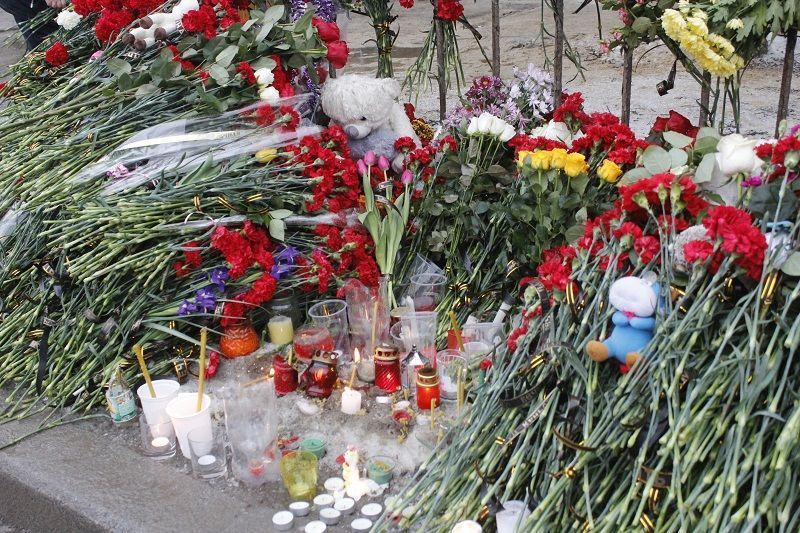 Похороны погибших в теракте в москве. Похороны погибших в теракте в Ижевске. Похороны детей в Волгограде. Похороны после теракта.