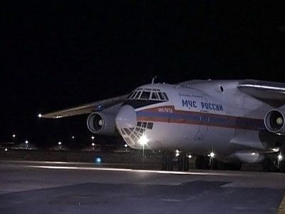 В Волгограде приземлился самолет МЧС России с беженцами из Украины