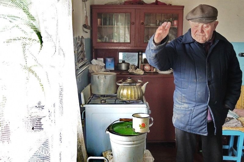 Под Волгоградом 90-летний ветеран дождался проведения водопровода