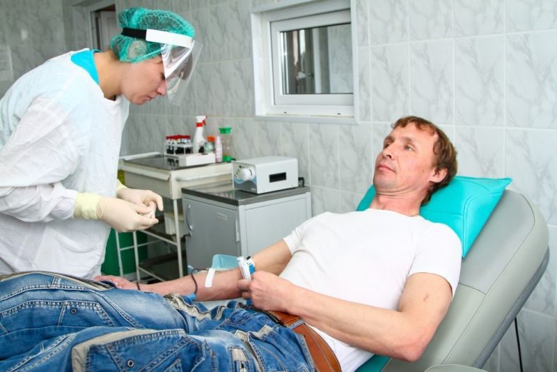 В День донора в Волгоградской области посчитали добровольцев по сдаче крови