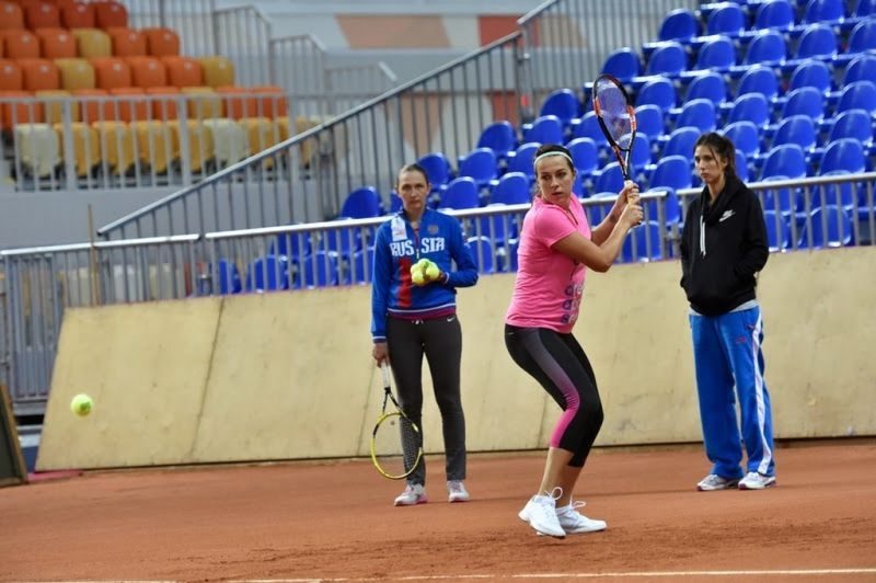 В полуфинале Кубка Федерации Марию Шарапову заменит Вера Звонарева