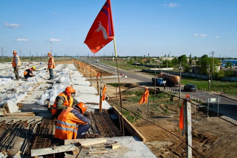 Под Волгоградом реконструируют трассу «Сызрань-Саратов-Волгоград» и М-6