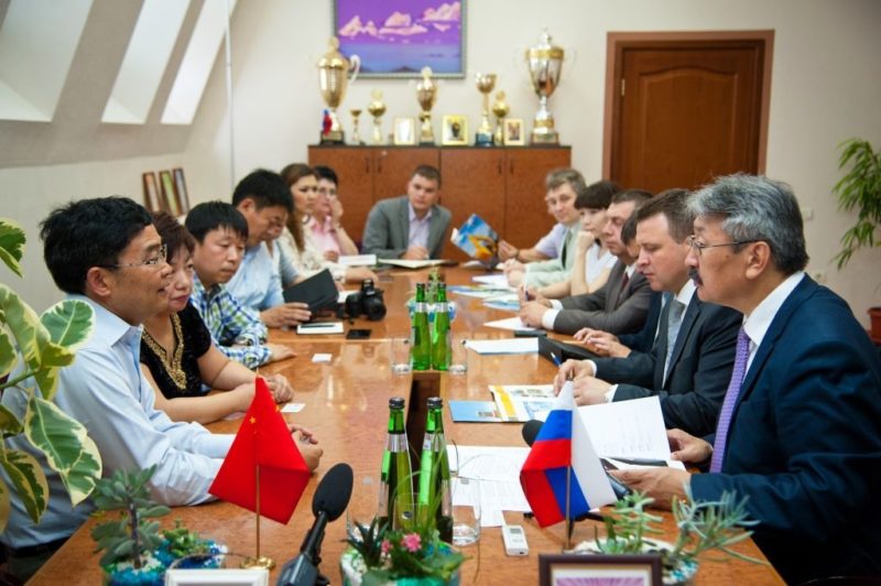 Делегаты из КНР обсуждают в Волгограде развитие совместного машиностроения