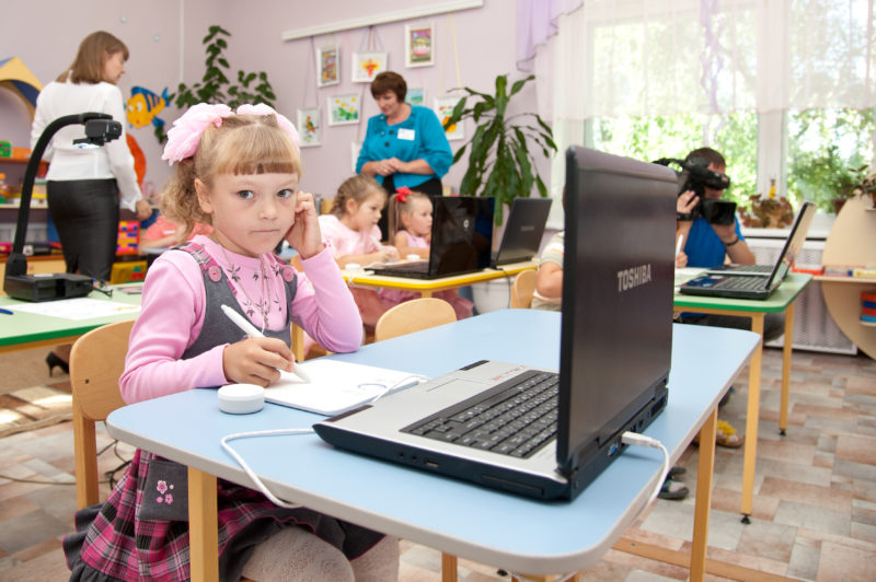 В школах Волгоградской области внедряются новые стандарты обучения