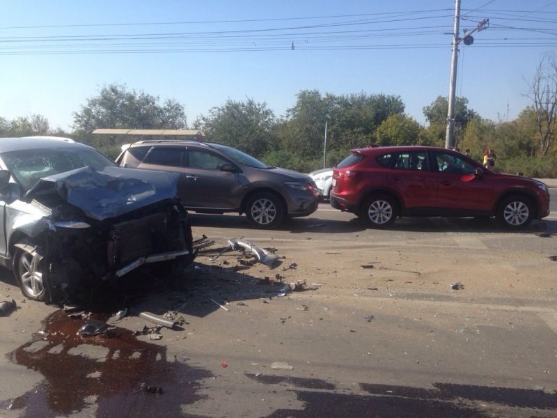 Крупная авария в Кировском районе: пострадало 5 машин