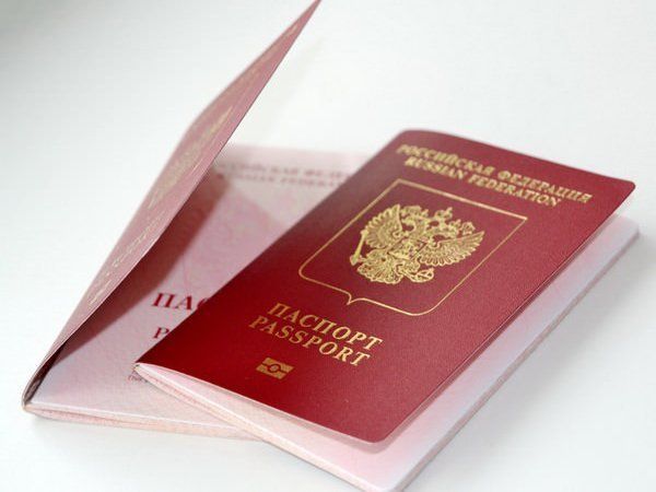 Коста Лакоста сменил флаг: украинский артист официально стал гражданином России