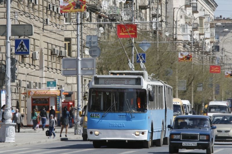 В Волгограде под колеса троллейбуса №8-А попал пьяный пешеход