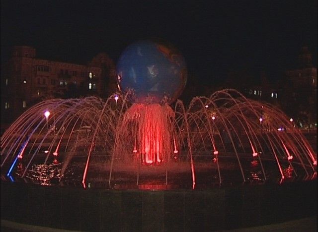В Краснооктябрьском районе Волгограда открылся новый фонтан
