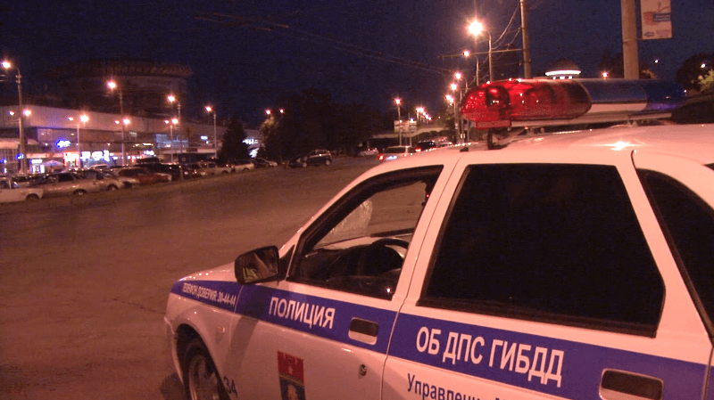 Под Волгоградом нетрезвого водителя остановили только выстрелы по колесам