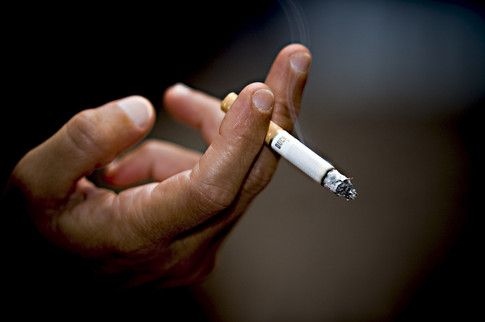 В трудовых договорах может появиться пункт о курении