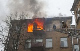 В Камышине при пожаре в квартире пострадал 4-летний малыш