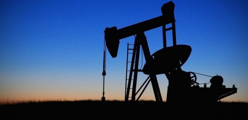 19 открытых нефтяных ям угрожают экологии Астраханской области