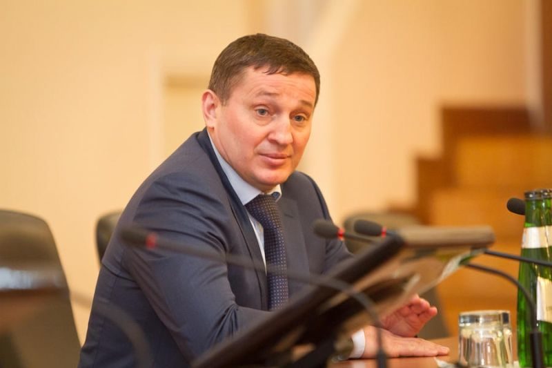 Губернатор Волгоградской области готовится представить сведения о доходах