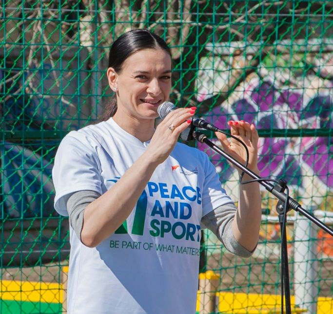 Фонд Елены Исинбаевой поддержал празднование Международного дня спорта