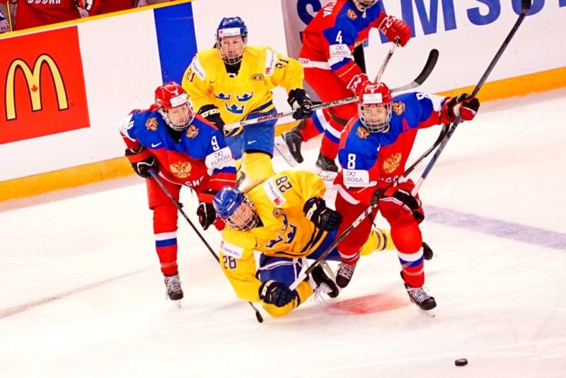 Российские хоккеистки вышли в полуфинал Чемпионата мира