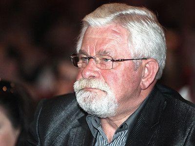 Скандальный политик Александр Руцкой хочет баллотироваться в Курскую областную Думу