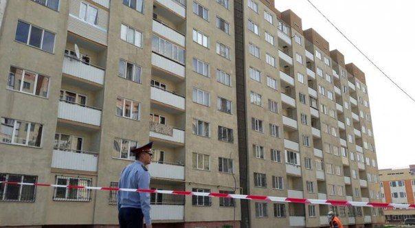 В Алма-Ате накренилась девятиэтажка: эвакуированы более 200 человек