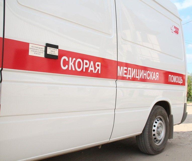 Ребенок выжил после падения с четвертого этажа дома