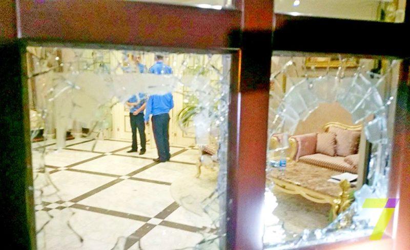 В Одесской гостинице захватили заложников