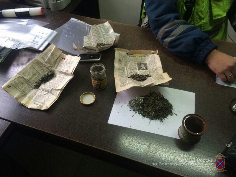 Инспекторы ГИБДД нашли у пассажира маршрутки наркотики