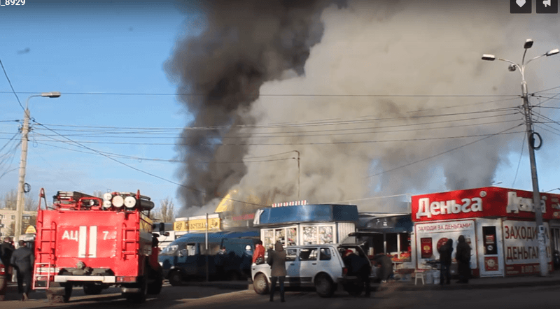 На рынке Волгограда произошёл пожар