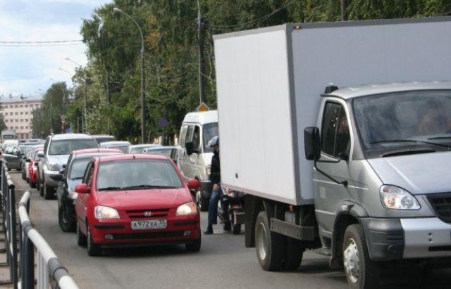 В Волгограде закрыли для проезда улицу Толбухина