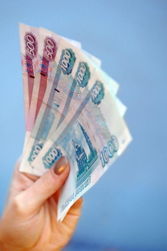 Волгоградская мошенница обманула взяточника на 7 миллионов рублей