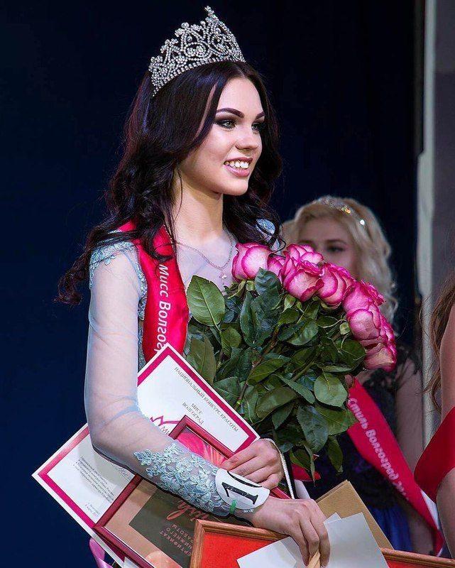 17-летняя школьница завоевала титул «Мисс Волгоград-2017»