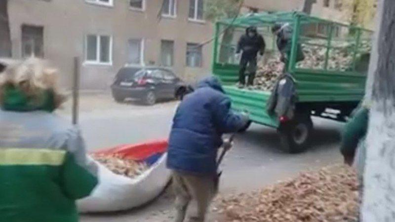 СК в Волгограде прекратил уголовное дело об осквернении флага дворниками
