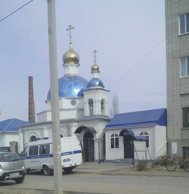 На севере Волгограда неизвестные ночью вскрыли церковную лавку