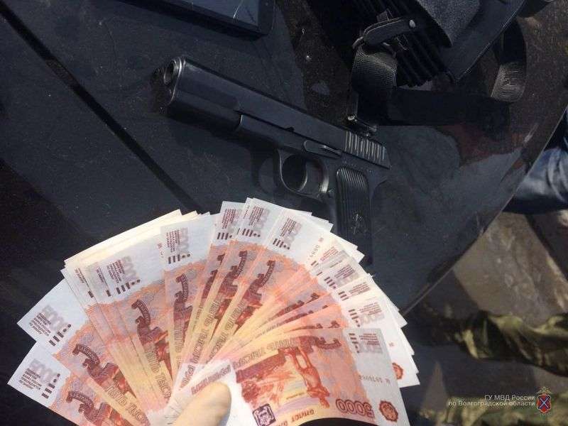 Полиция Волгограда задержала банду фальшивомонетчиков
