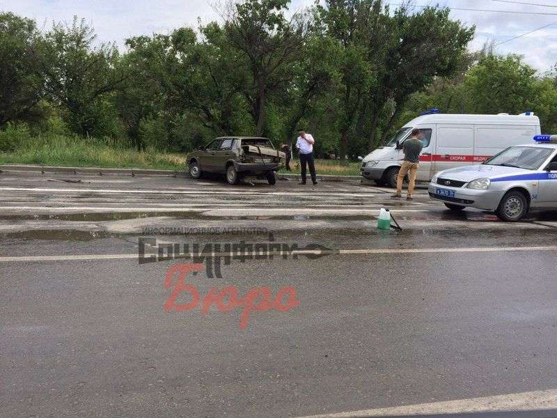 Авария стала причиной серьезной пробки в Кировском районе