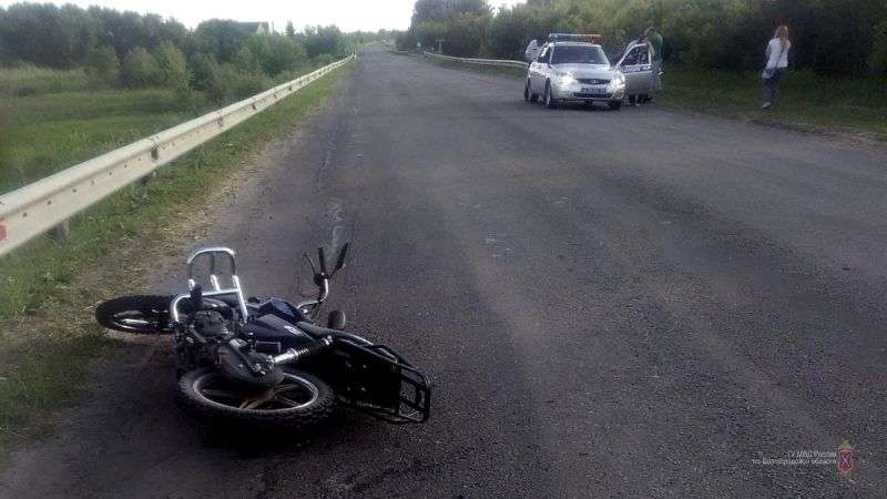 Под Урюпинском школьник разбился на родительском мотоцикле