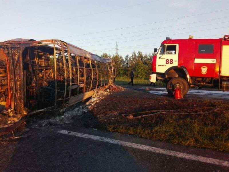 В Татарстане в ДТП с автобусом и «КАМАЗом» погибли 14 человек