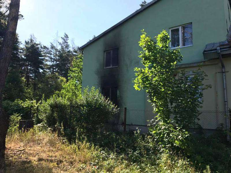 На Украине женский монастырь забросали бутылками с зажигательной смесью