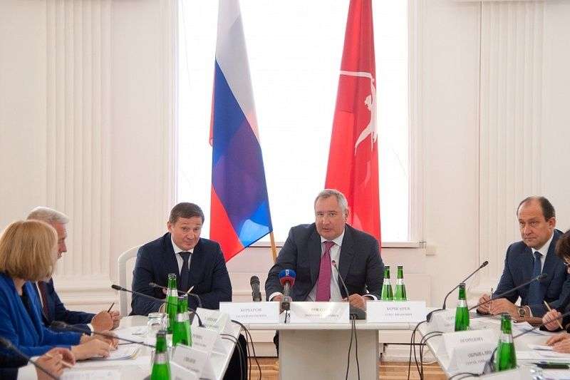 Губернатор рассказал Дмитрию Рогозину о подготовке к юбилею победы в Сталинградской битве