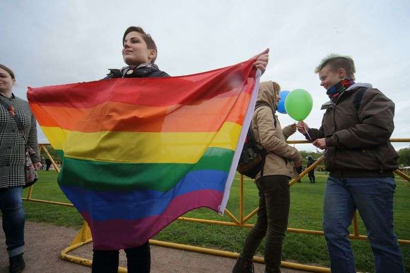 Волгоградские геи обжаловали запреты на ЛГБТ-парад