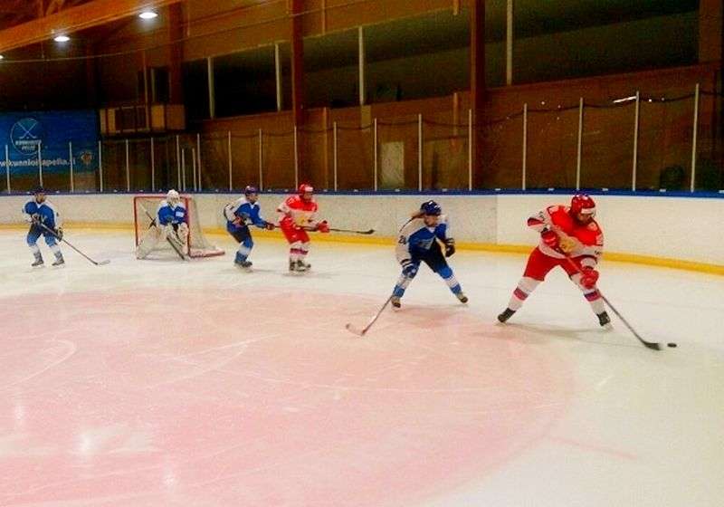 Женская «молодежка» проиграла первую игру в Финляндии