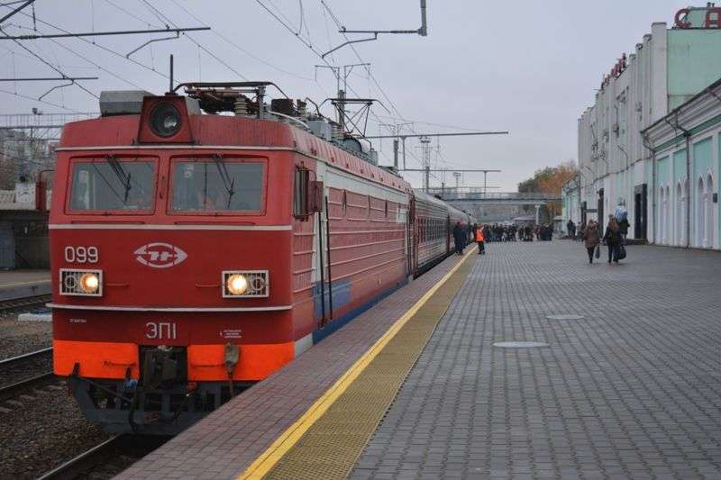 Туры из саратова на поезде. Станция Чернышков. ЖД станция Чернышков. Станция Саратов 1. Поезд Саратов.