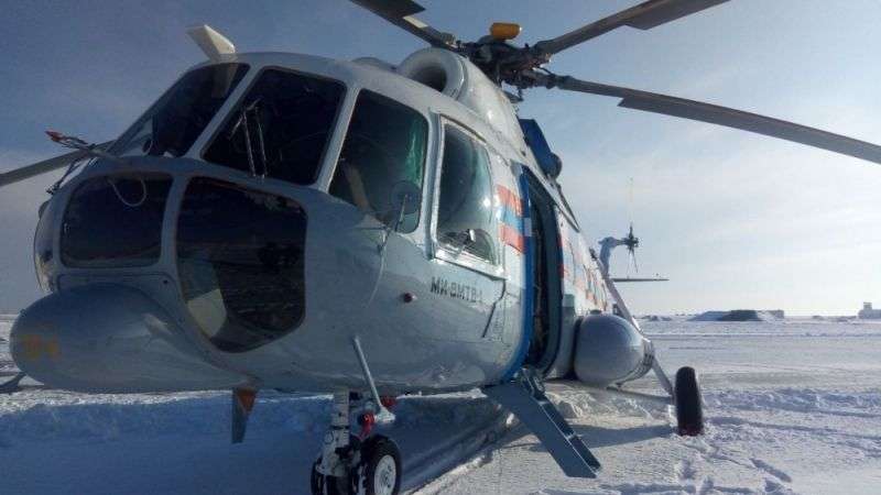 В Волгоград прибыл вертолет МЧС из Ростова-на-Дону