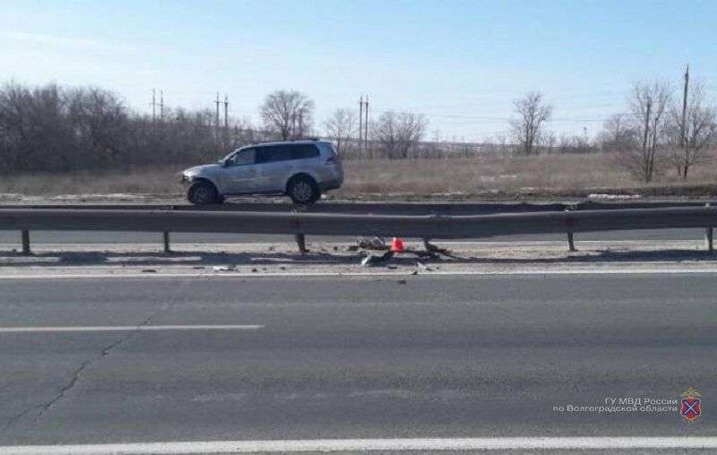Две маленькие пассажирки “Митсубиси Паджеро Спорт” пострадали в ДТП на трассе