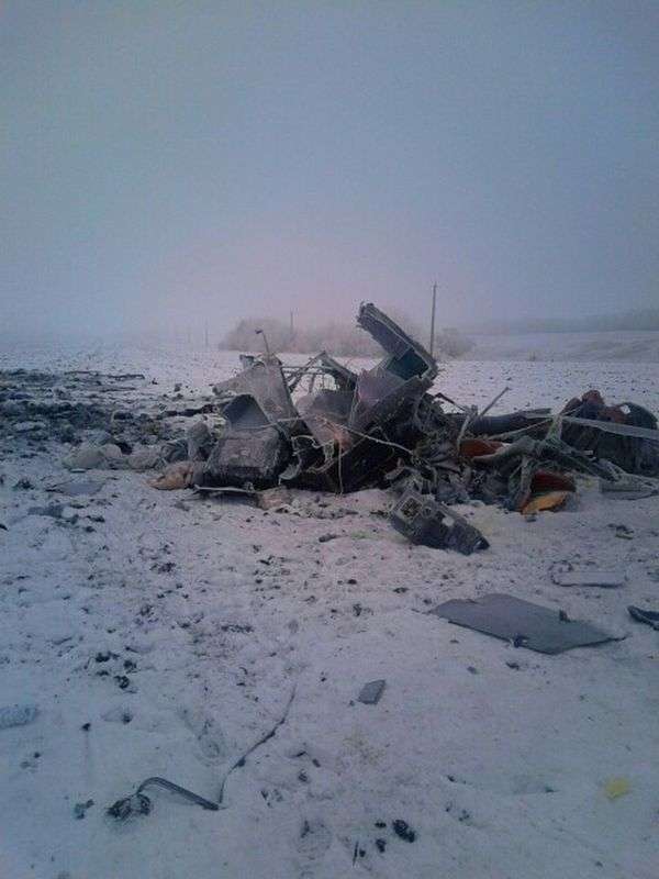 Спасатели нашли все «черные ящики» на месте крушения АН-148