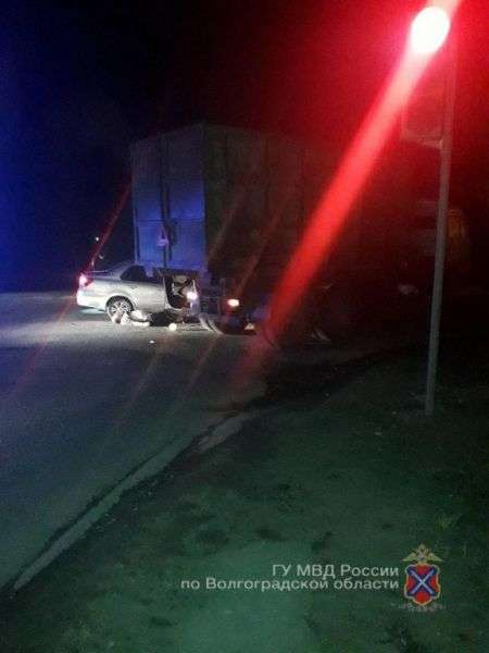 В Красноармейском районе иномарку раздавили два грузовика: есть жертвы 