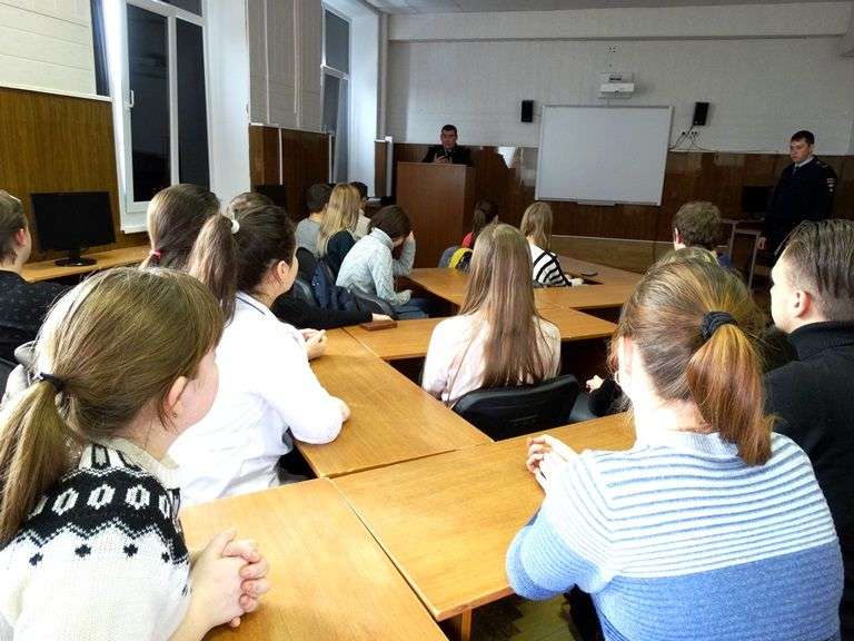 Волгоградским студентам посоветовали быть внимательными в соцетях