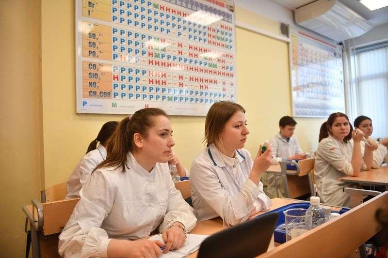 Кабинет химии морозил школьников в Кумылженском районе
